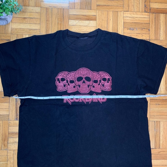 VINTAGE ROCK BAND COLLECTORS ITEM VIDEO GAME T SHIRT RARE GRAPHIC T SHIRT - Picture 6 of 7